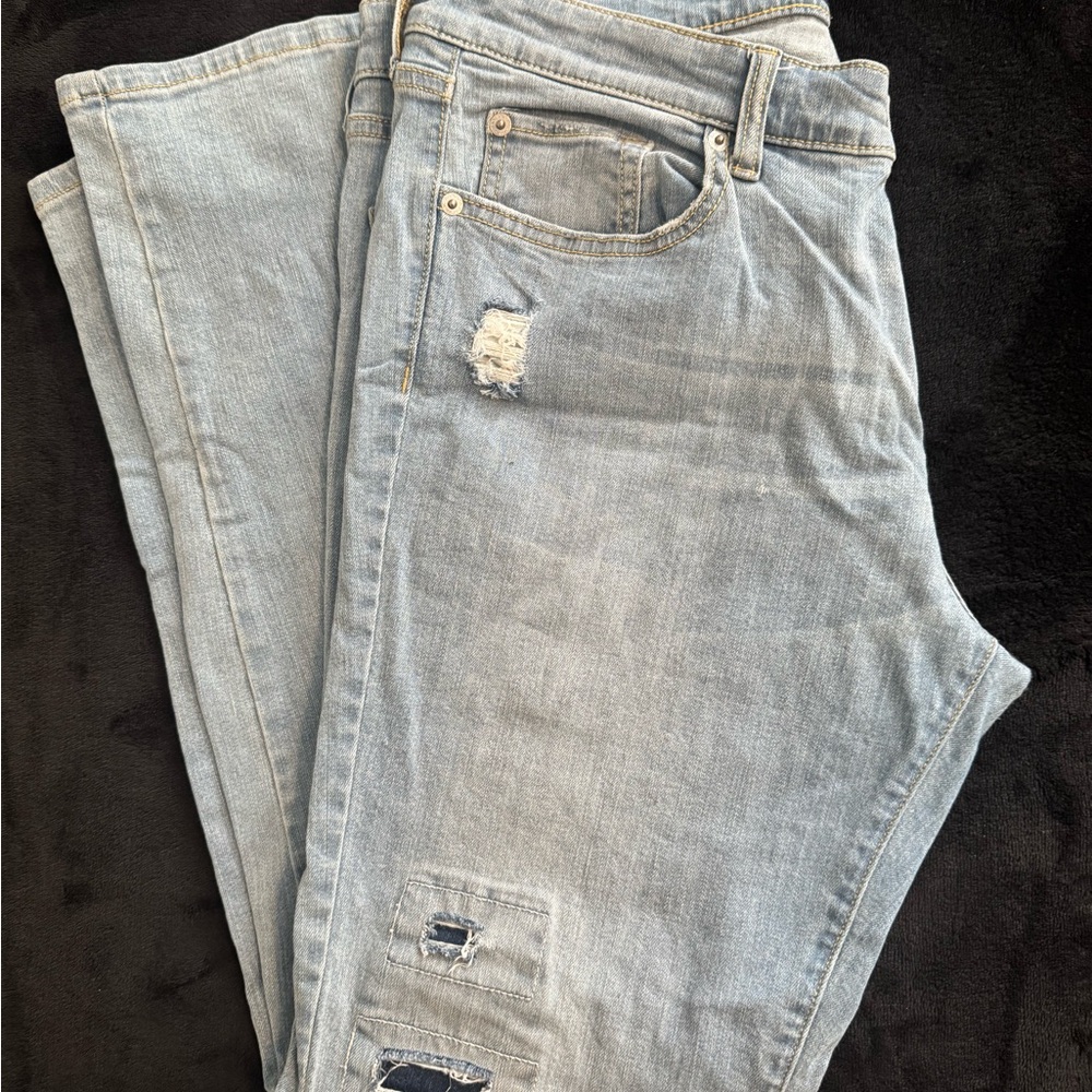 Stylish Light Blue Distressed Women's Jeans